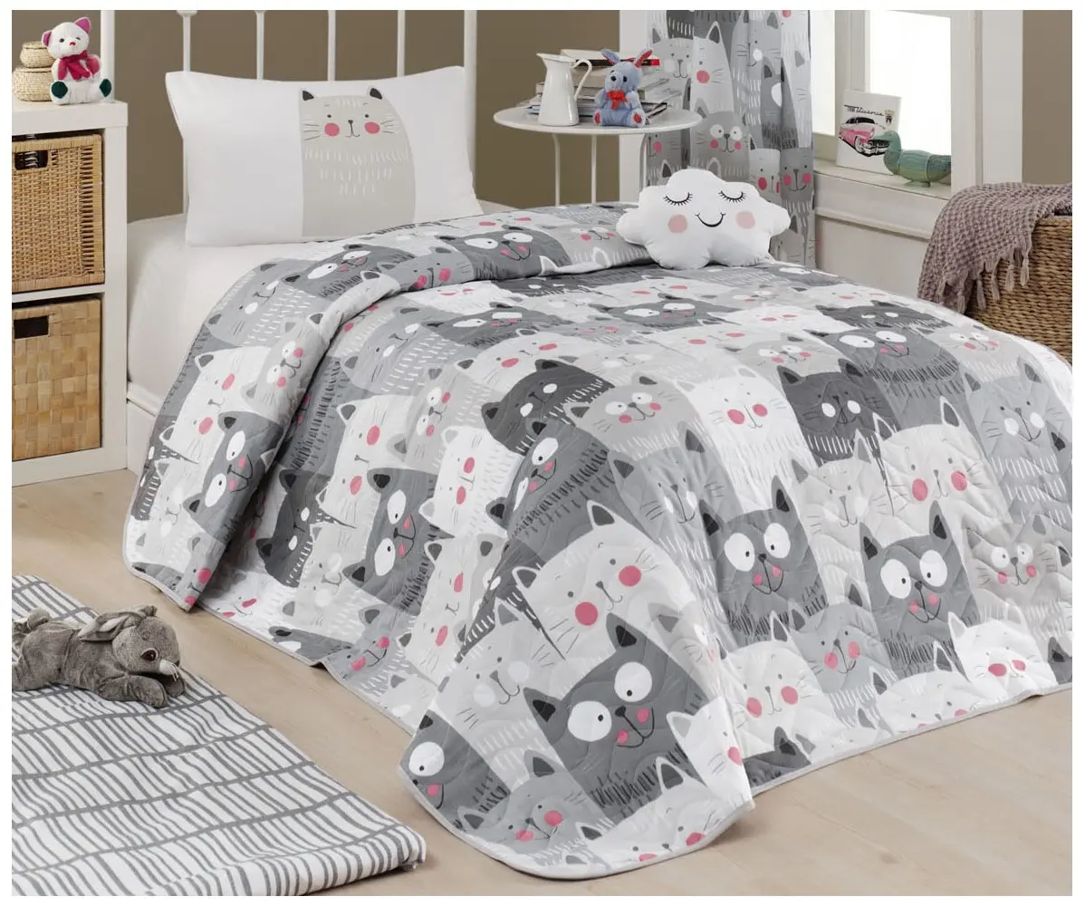 1 сп. Стеганое Покрывало Двустороннее 160x220 см. с Наволочкой 50x70 см. DuvardaKediler Gri 1 сп. Стеганое Покрывало Двустороннее 160x220 см. с Наволочкой 50x70 см. DuvardaKediler Gri