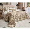 Жаккардовое Покрывало 270x260 см с Подкшками и Наволочками GABRIEL Gold Pepper Home